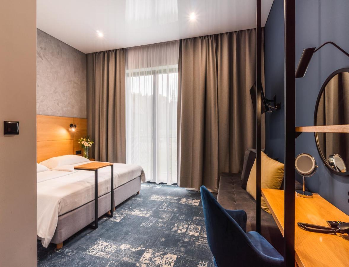 Carynska Resort & Spa Lutowiska Eksteriør bilde