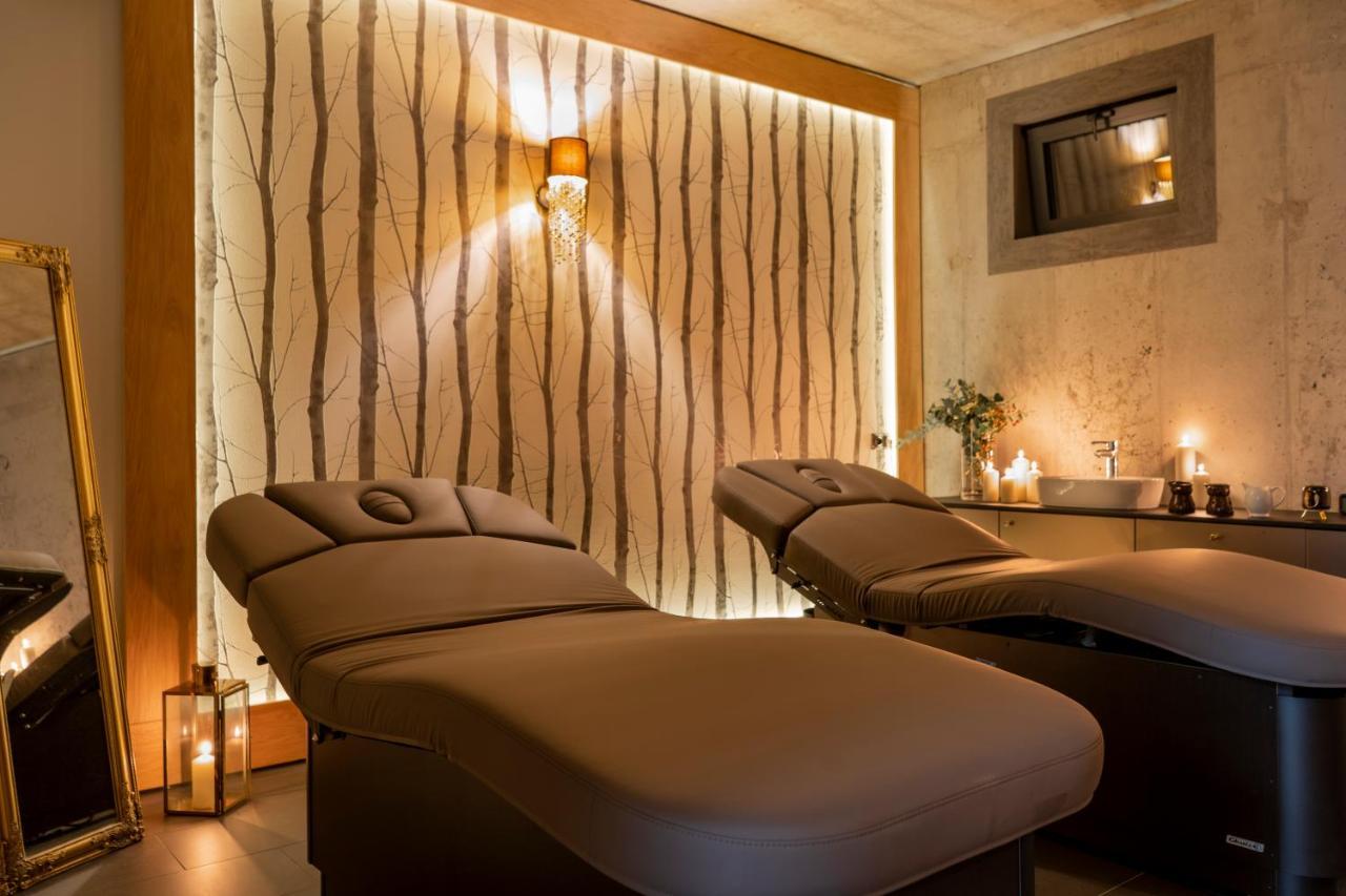 Carynska Resort & Spa Lutowiska Eksteriør bilde