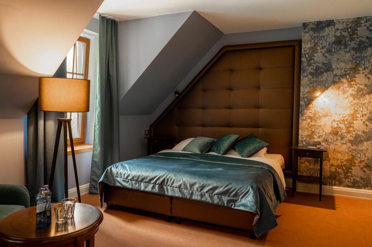 Carynska Resort & Spa Lutowiska Eksteriør bilde