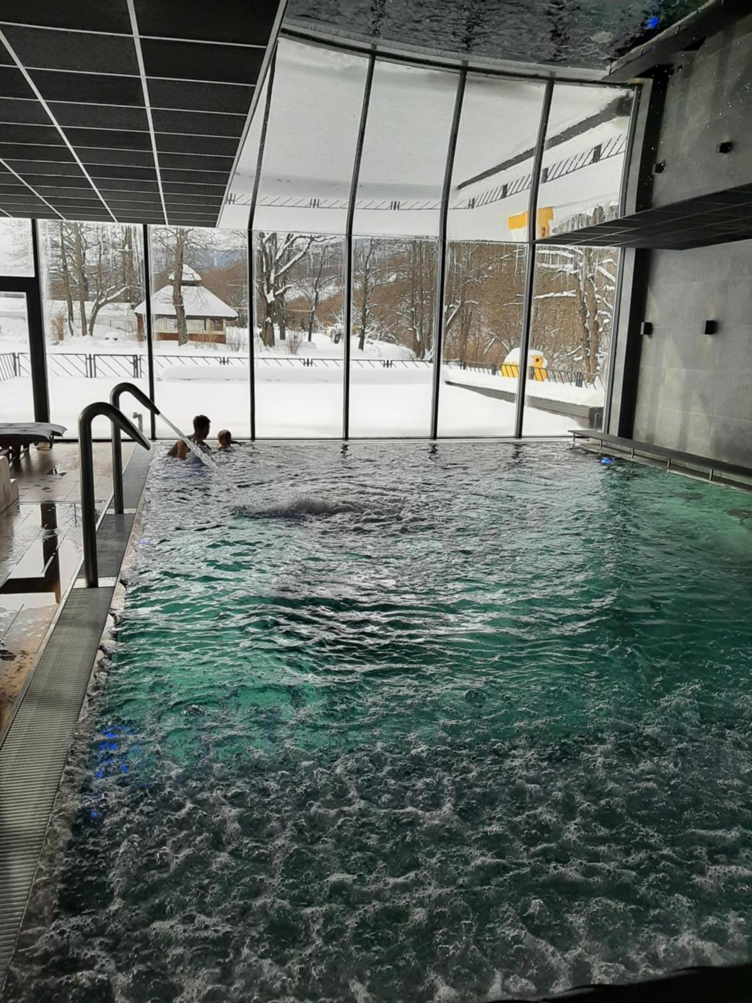 Carynska Resort & Spa Lutowiska Eksteriør bilde