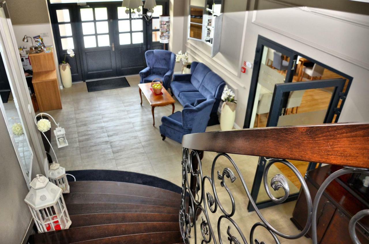 Carynska Resort & Spa Lutowiska Eksteriør bilde